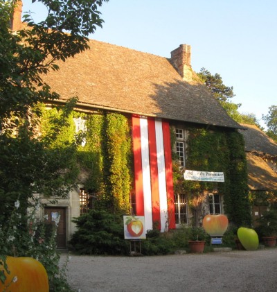 Atelier public Arts-plastiques "Atelier du Pommier", 3 place Rollon 95770 Saint Clair sur Epte